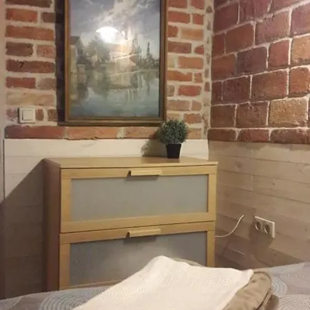 Barátkerti 818 Apartman *